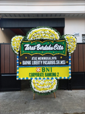 Papan Bunga Duka di Tanjung Raya
